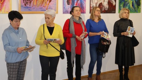 W zwoleńskim Domu Kultury odbył się wernisaż wystawy MALARSTWO KATARZYNY FILIPCZAK.